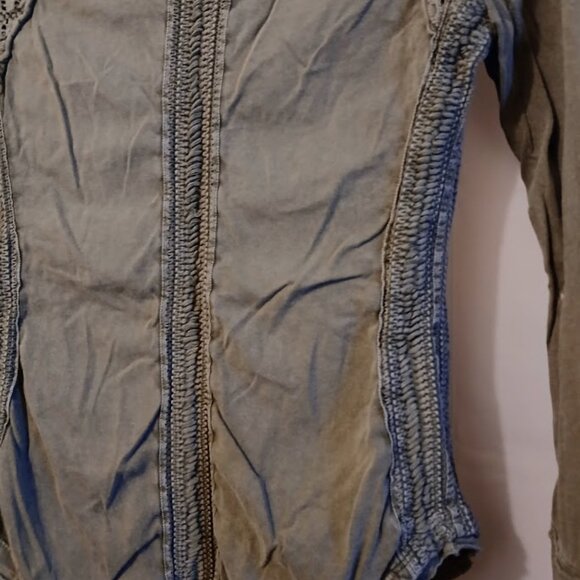 FREE PEOPLE Shell Lace Henley T-shirt Top XS Green Scoop neck Gold Coast LS - Picture 8 of 12